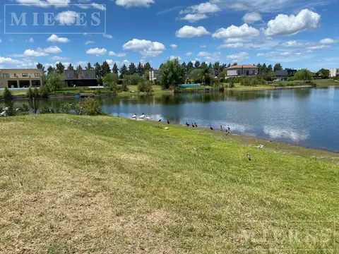 Terreno en Venta en San Matias, USD 185.000