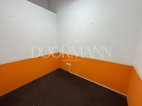 Oficina en Alquiler al Sur