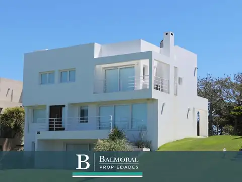 Casa en Venta: Zona Pinamar Norte , Norte Playa. REF: 8933