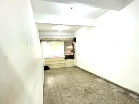 Local en Alquiler Via Púb.