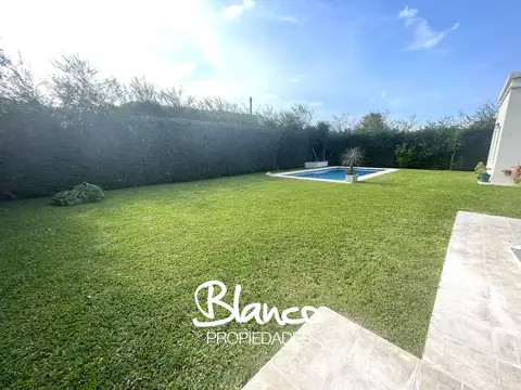 Casa en Venta en Haras Santa Maria, USD 340.000