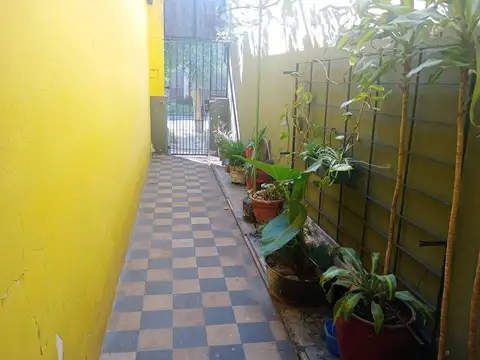 Depto Tipo Casa en Venta en Remedios De Escalada, USD 55.000