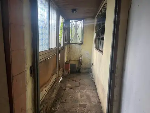 Depto Tipo Casa 3 ambientes con 1 baño
