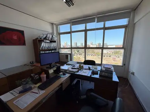 Venta Piso Completo – 10° Piso (13 oficinas)