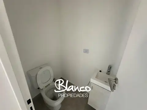 Departamento en Venta con 2 cocheras