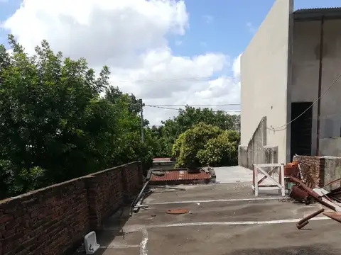 OPORTUNIDAD .UNICO LOTE DE 12 X 70 CON LOSA - APTO CREDITO