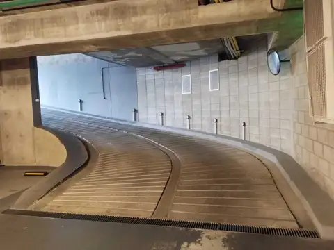 Cochera en Venta Cubierta