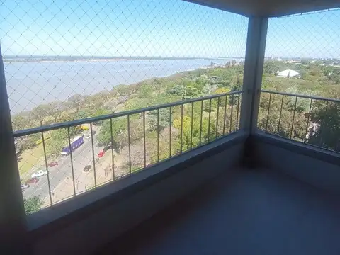 3 De Febrero 100, Piso 15