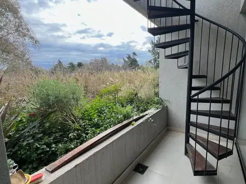 Casa 2 ambientes con 1 baño