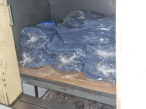 Paternal:Galpon con importante renta en 4 plantas, con montacargas habilitado, 490 mts. cuadrados.PH