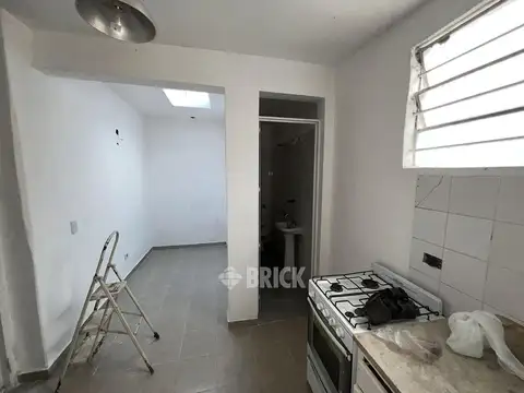 Depto Tipo Casa 2 ambientes con 1 baño