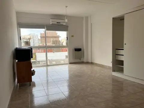 Departamento en Alquiler en Balvanera, $ 420.000