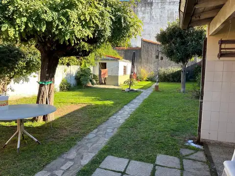 Coronel de Pinedo 200