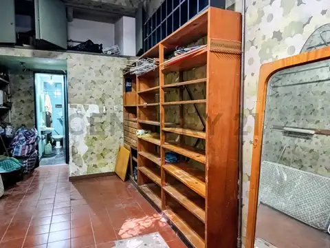 Capitan General Ramon Freire 2400, Piso 0