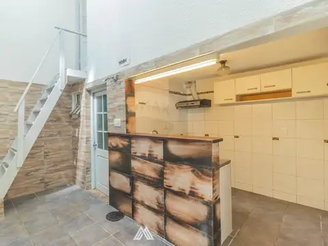 Doctor Martín C. Martínez 2500