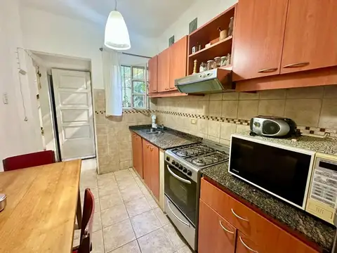 Casa 4 ambientes con 1 baño