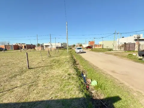 Terreno en Venta en Lisandro Olmos Etcheverry, USD 9.000