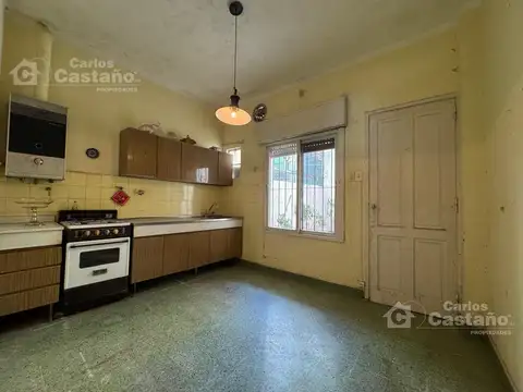 Depto Tipo Casa en Venta 40 años