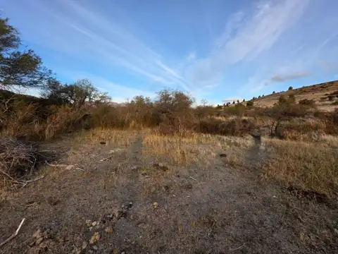 TERRENO EN TREVELIN  C/SERVICIOS Y VISTAS PANORÁMICAS