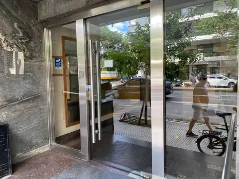 Av Montes de Oca 700, Piso 6