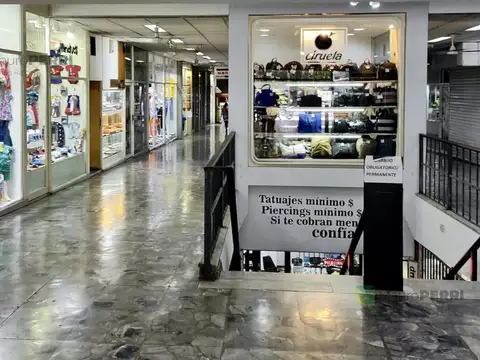 Local en Venta 40 años