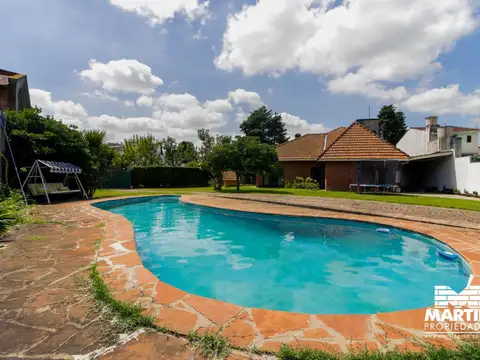 Casa en Venta con 1 cochera