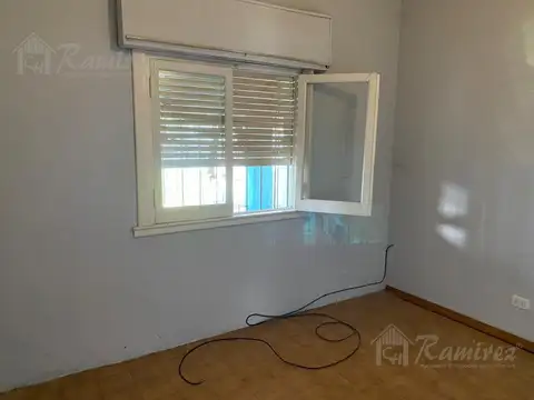 Casa 3 Ambientes En Venta - Francisco Alvarez, Moreno