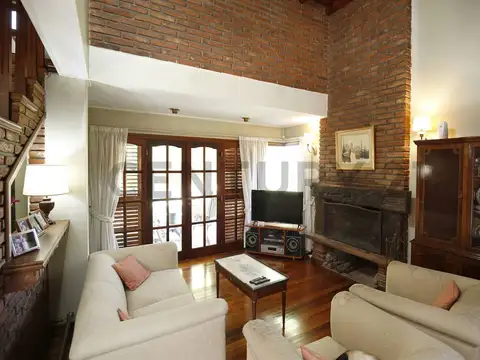 Casa en Venta en City Bell, USD 270.000