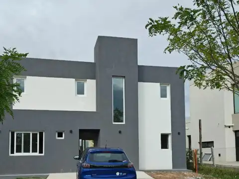 Rbs. Hermosa Casa En San Pablo, Derqui, Pilar