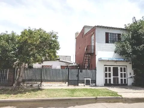 Casa en venta en Castelar Sur