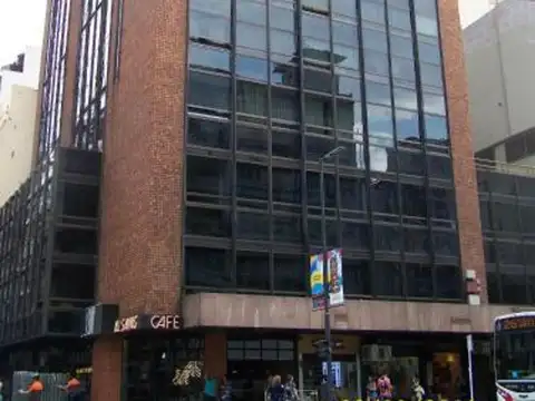 Cochera cubierta  en venta en microcentro