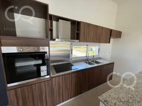 Casa en Venta al Noroeste