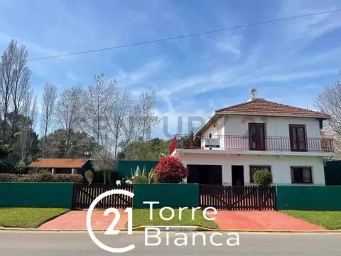 CASA EN VENTA AGUAS VERDES