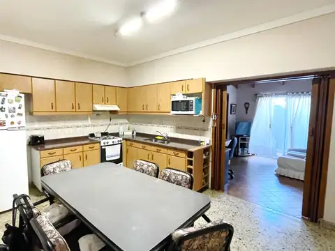 Hidalgo 2000, Piso 1