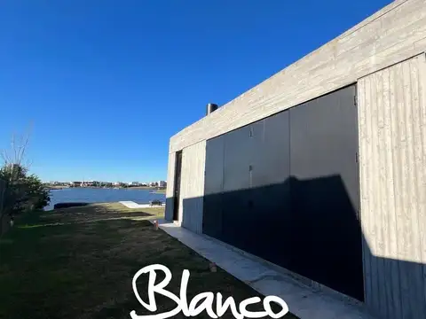 Casa en Venta en San Sebastian, USD 365.000