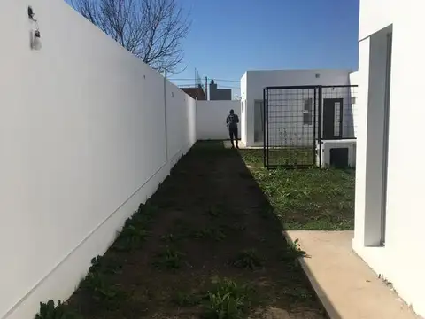 Depto Tipo Casa en Venta de 3 ambientes