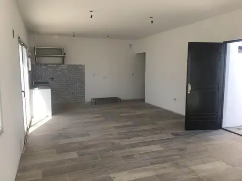 Depto Tipo Casa en Venta con 2 cocheras