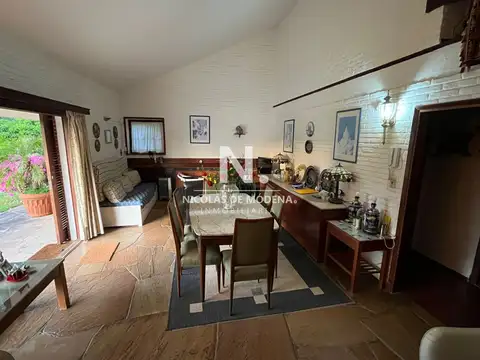 Vende casa de 3 dormitorios en Pinares, Punta del Este