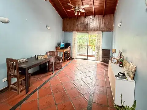 Depto Tipo Casa en Venta de 4 dormitorios
