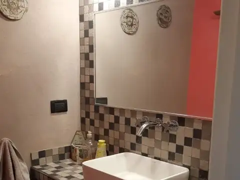 Casa en Venta en Hurlingham, USD 140.000