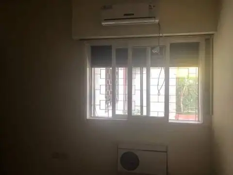 24 de Octubre e/ Los Pozos y Juan Arengreen