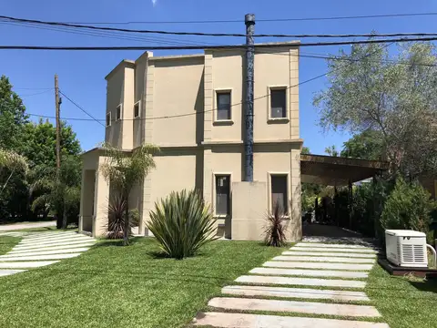 Casa en Venta de 3 dormitorios