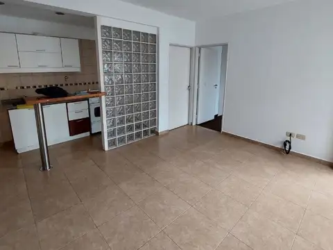 Mercedes 3100, Piso 3