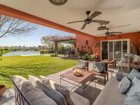 Casa en Venta en Talar Del Lago II, USD 1.100.000