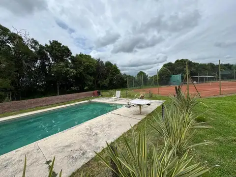 Quinta en Venta de 4 dormitorios