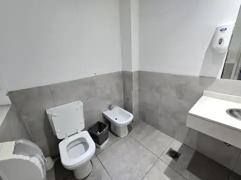 Oficina en Venta 135 años