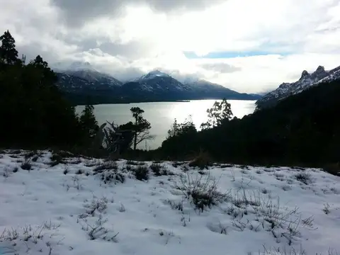 Terreno Mza XVI Vistas al lago meliquina  1000 m2- Meliquina