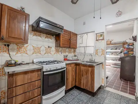 Depto Tipo Casa en Venta 50 años