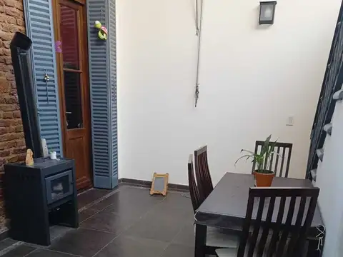 Depto Tipo Casa 4 ambientes con 1 baño