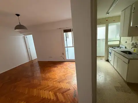 Avenida Medrano 300, Piso 8